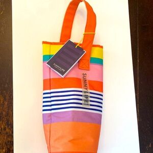 This is a brand new adorable cooler bag for whine or whatever like?